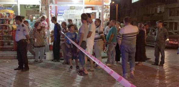 Evine gittiği kadının boğazını keserek öldürdü
