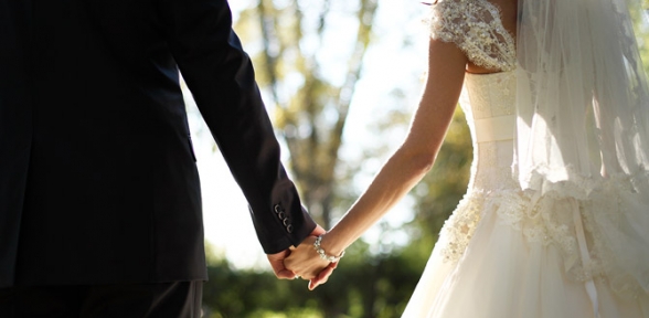 Evli kadınlar artık bekarlık soyadını kullanabilecek