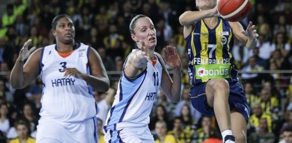 Fenerli kızlara Hatay çelmesi