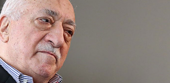 Fethullah Gülen e gıyabi tutuklama ve kırmızı bülten