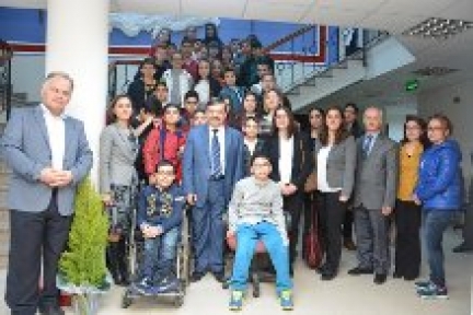 Fidanlar Büyüyecek Dostluklar Gelişecek