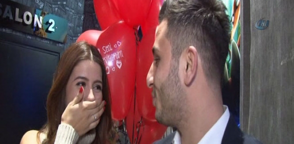 Film gibi evlilik teklifi