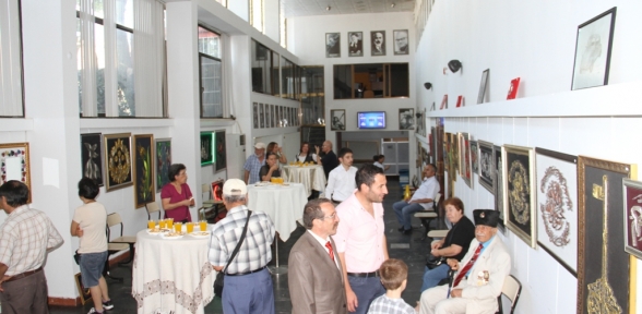 Filografi Sergisi Hasan Ali Yücel Kültür Merkezinde Açıldı