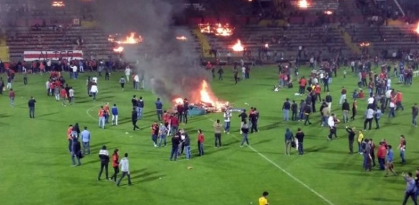 FUTBOL değil sanki SAVAŞ