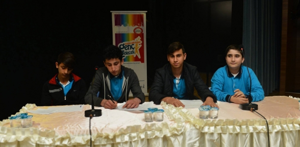 Gençler Buluşuyor Fikirler Çarpışıyor