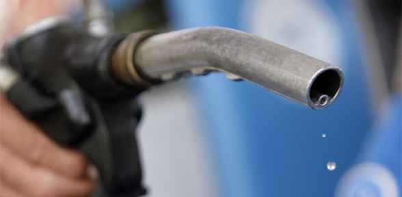 Gerginlik sonrası benzine zam