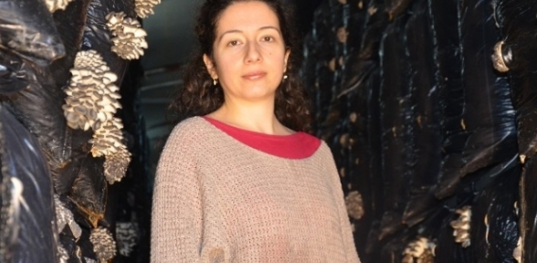 Girişimci Çift 10 Liralık İstiridye Mantarıyla Kırmızı Ete Rakip Oldu