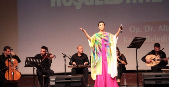 GÜLSESDEN KARTALDA TÜRK SANAT MÜZİĞİ ZİYAFETİ