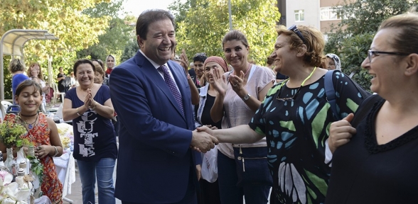 Halk sırtındaki kamburdan kurtulacak