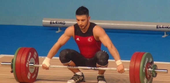 Halter de 3 Altın madalya