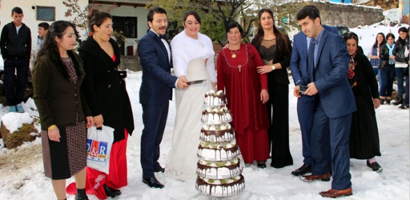 Hayaller kır gerçekler kar