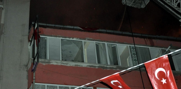 HDP il başkanlığının bulunduğu daire ateşe verildi