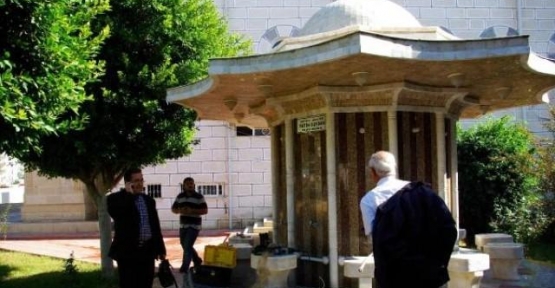 Hırsızlar Şehidin Anısına Yapılan Çeşmenin Musluklarını Çaldı