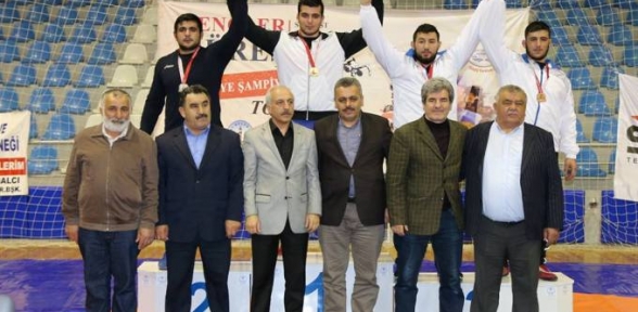 Hüseyin Civelek Gençler Türkiye Şampiyonu oldu