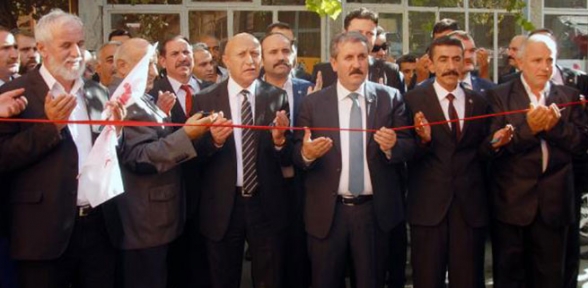 İktidar hata üstüne hata yapıyor