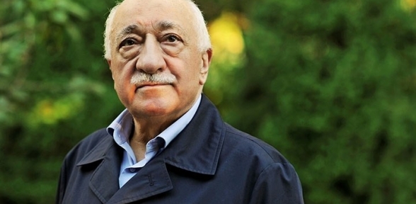 İlk maaşlarını Fethullaha vermişler