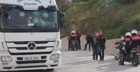 İşçiler Silahlı Şehir Magandalarının Saldırısına Uğradı