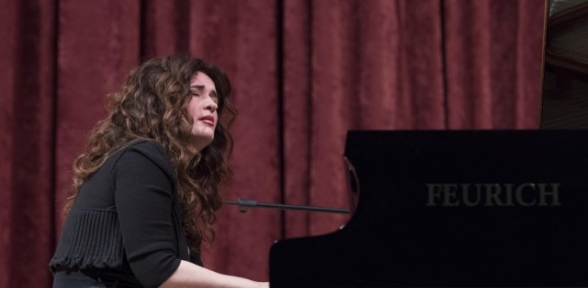 İstanbul a aşkını piyanoyla anlattı