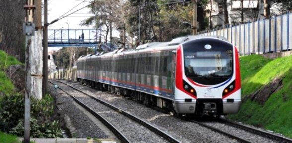 İstanbulun Banliyö Tren Hatları 2 Yıl 3 Ay Sonra Tamamlanacak