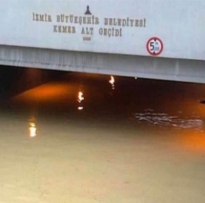 İzmir sular altında 