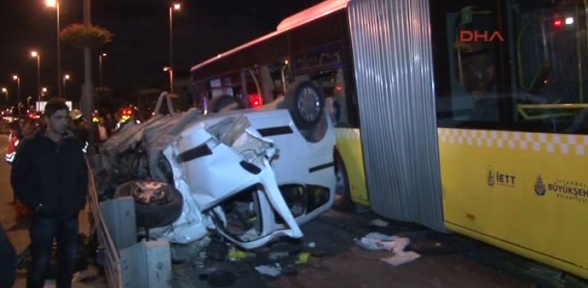 Kadıköy de katliam gibi kaza.5 ölü 5 yaralı