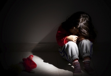 Kadın öğretmenden kız öğrencisine taciz