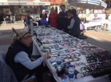 KADIN ÜRÜNLERİ PAZARI YENİ GİRİŞİMCİ KADINLARLA GÜÇLENİYOR