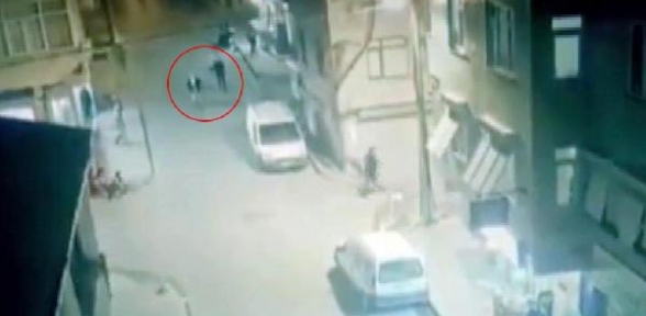 Kanarya Mahallesindeki silahlı saldırı kamerada