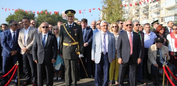 KARTALDA 30 AĞUSTOS ZAFER BAYRAMI KUTLAMASI