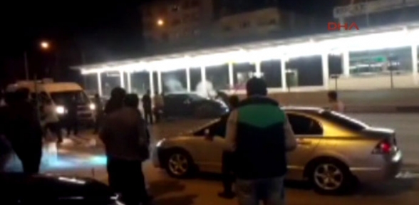 Kavgayı ayırmak isterken bir anda