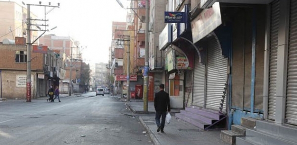 Kepenkler Bugünde Kapalı 