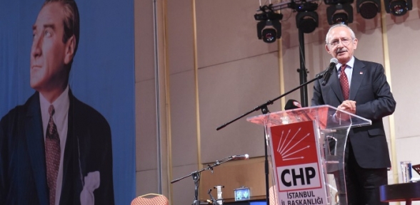 KILIÇDAROĞLU İSTANBUL İL ÖRGÜTÜNÜN DÜZENLEDİĞİ YEMEĞE KATILDI