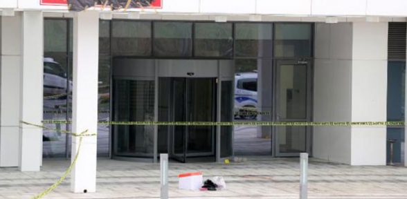 Küçükçekmecede kadın cinayeti