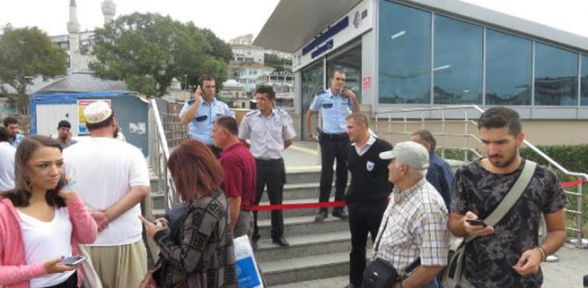 Marmaray da seferler durdu
