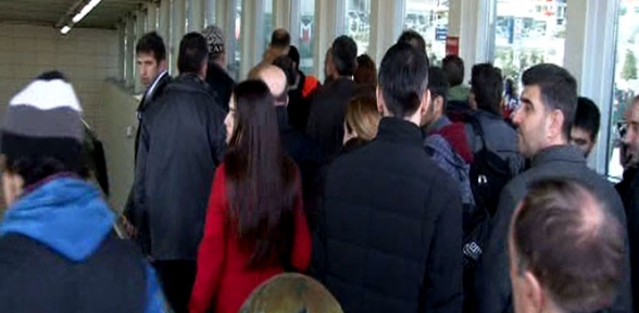 Marmarayda şüpheli paket alarmı