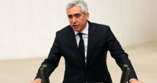 Mecliste AK Parti ve HDP Arasında Sur Kavgası