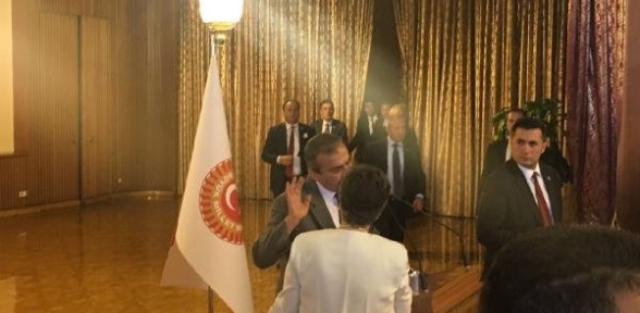 Mecliste Sayın Öcalan gerginliği