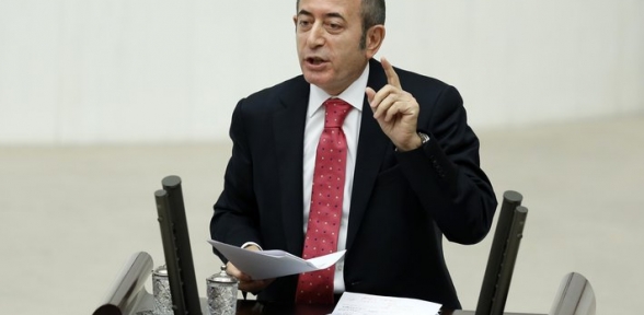 Mehmet Akif Hamzaçebi Başdanışman oldu