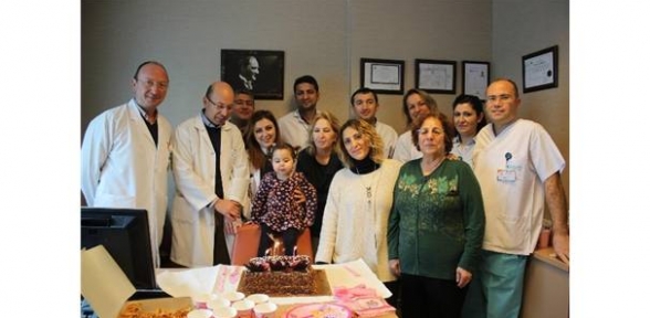 MİNİK BADE YENİ HAYATIN İLK YAŞINI KUTLADI