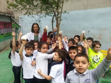 Miniklerin ağaç sevgisi