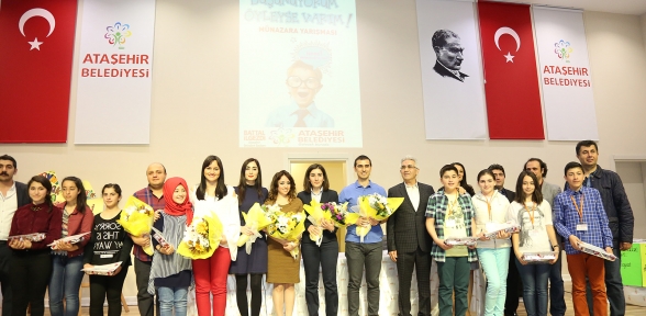 Münazara yarışmasının kazananları belli oldu