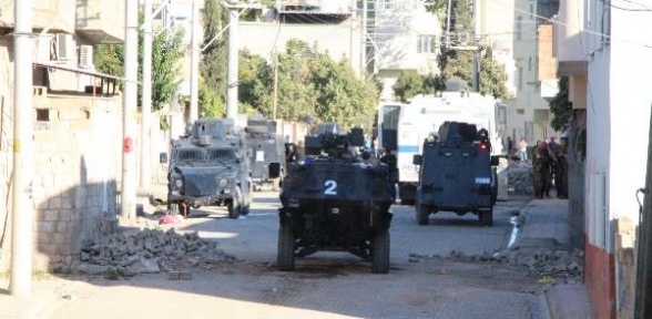 Nusaybin de hendek kazan PKK lılar polise saldırdı