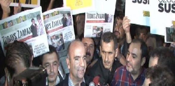 O gazetenin genel yayın yönetmeni gözaltına alındı