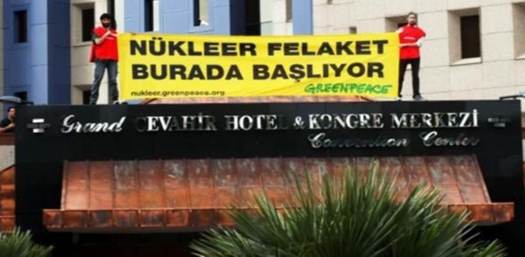 O pankarta 24 yıl hapis istemi