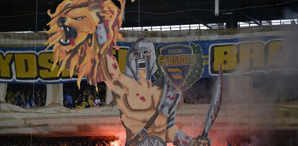 Olay yaratan pankart