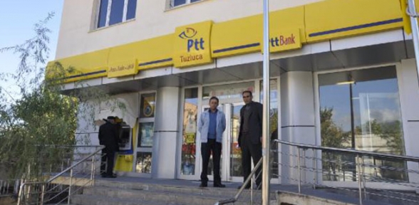 Oyuncak tabancayla PTT yi soydu