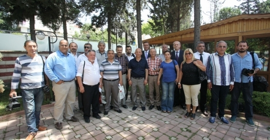 ÖZ YEREL BASINLA KAHVALTIDA