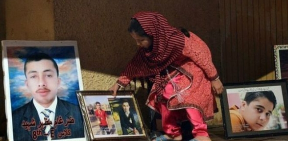 Pakistan okul katliamında dört idam 