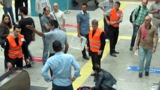 Patlama Sonrası Metrolarda Bomba Alarmı