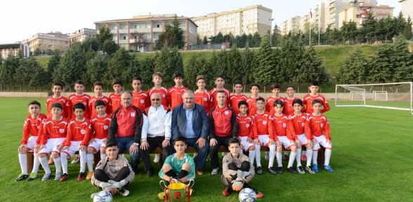 Pendiksporun 12likleri Şampiyon